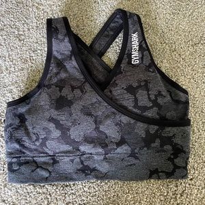 GYMSHARK size XS sports bra.